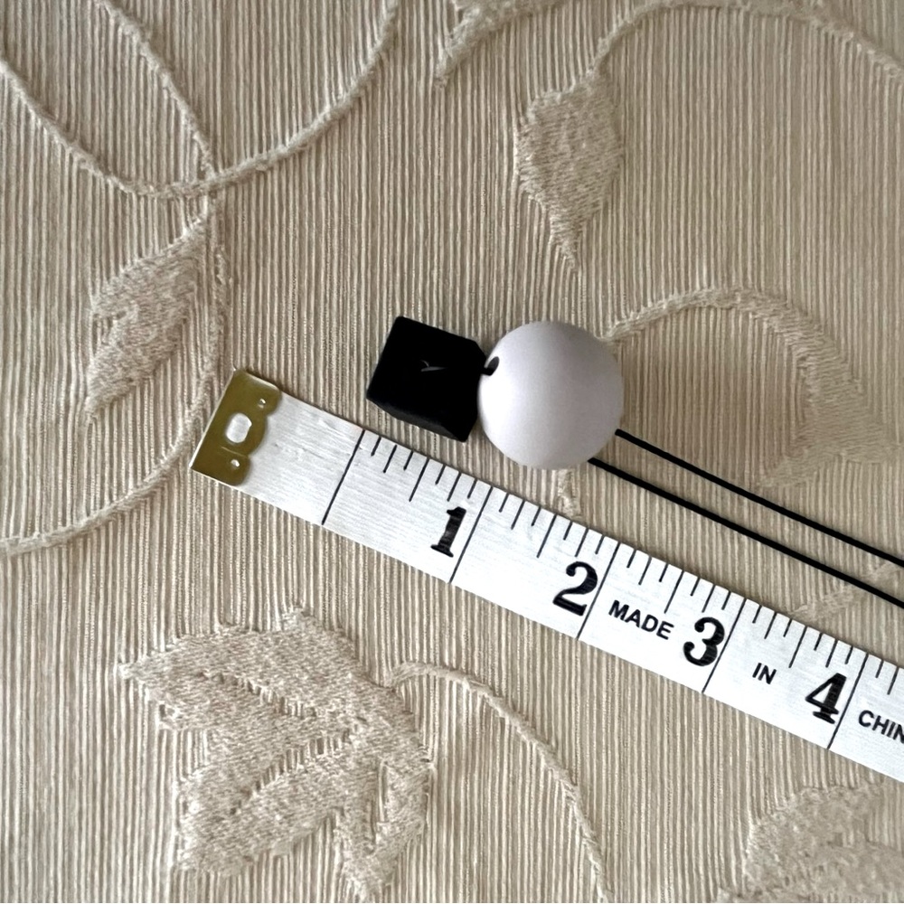 NWT - Pursuits - Toronto Designer - Black and White Orb and Cube Necklace - Picture 5 of 5